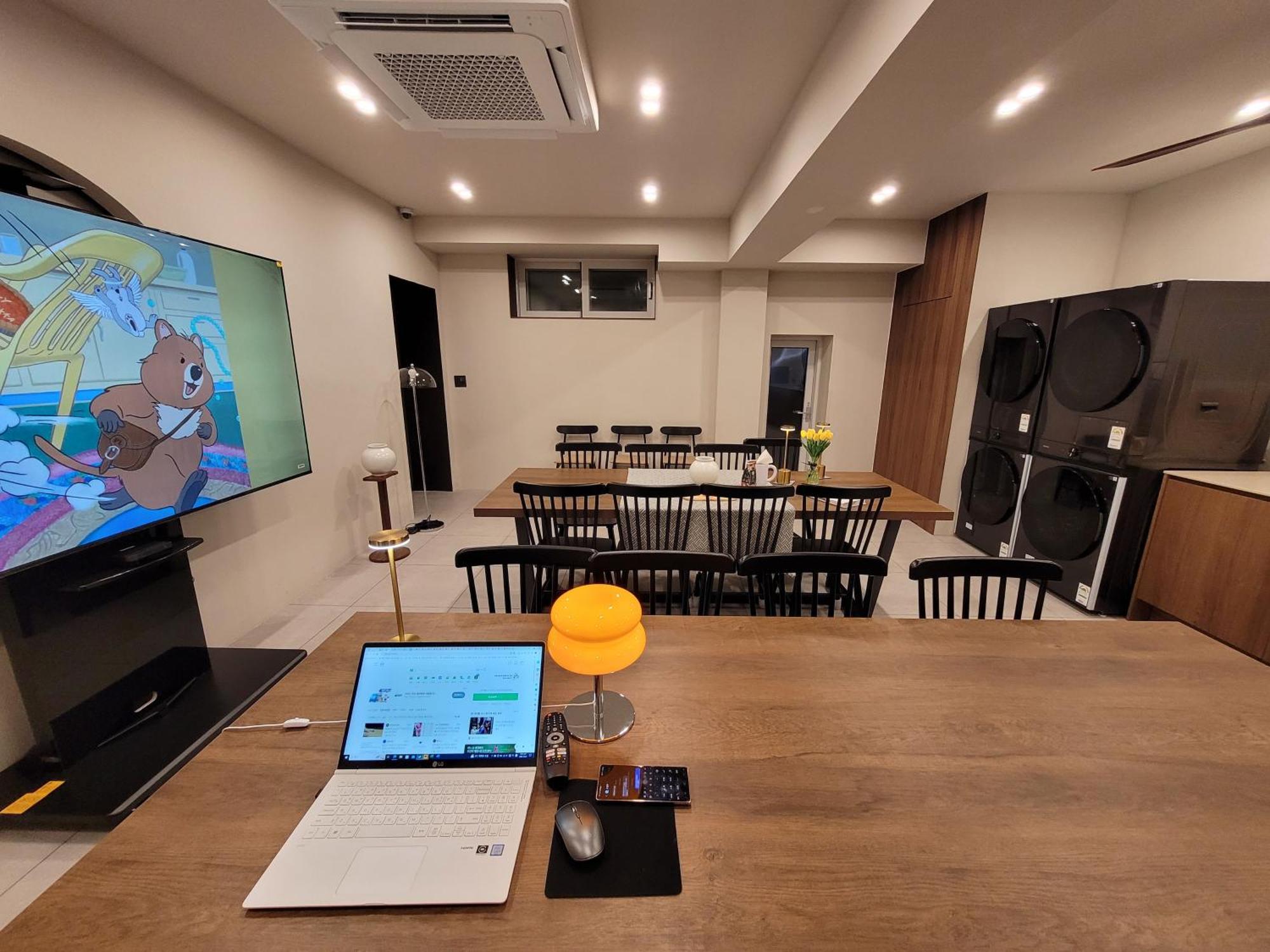Honesty Station Hostel Seoul