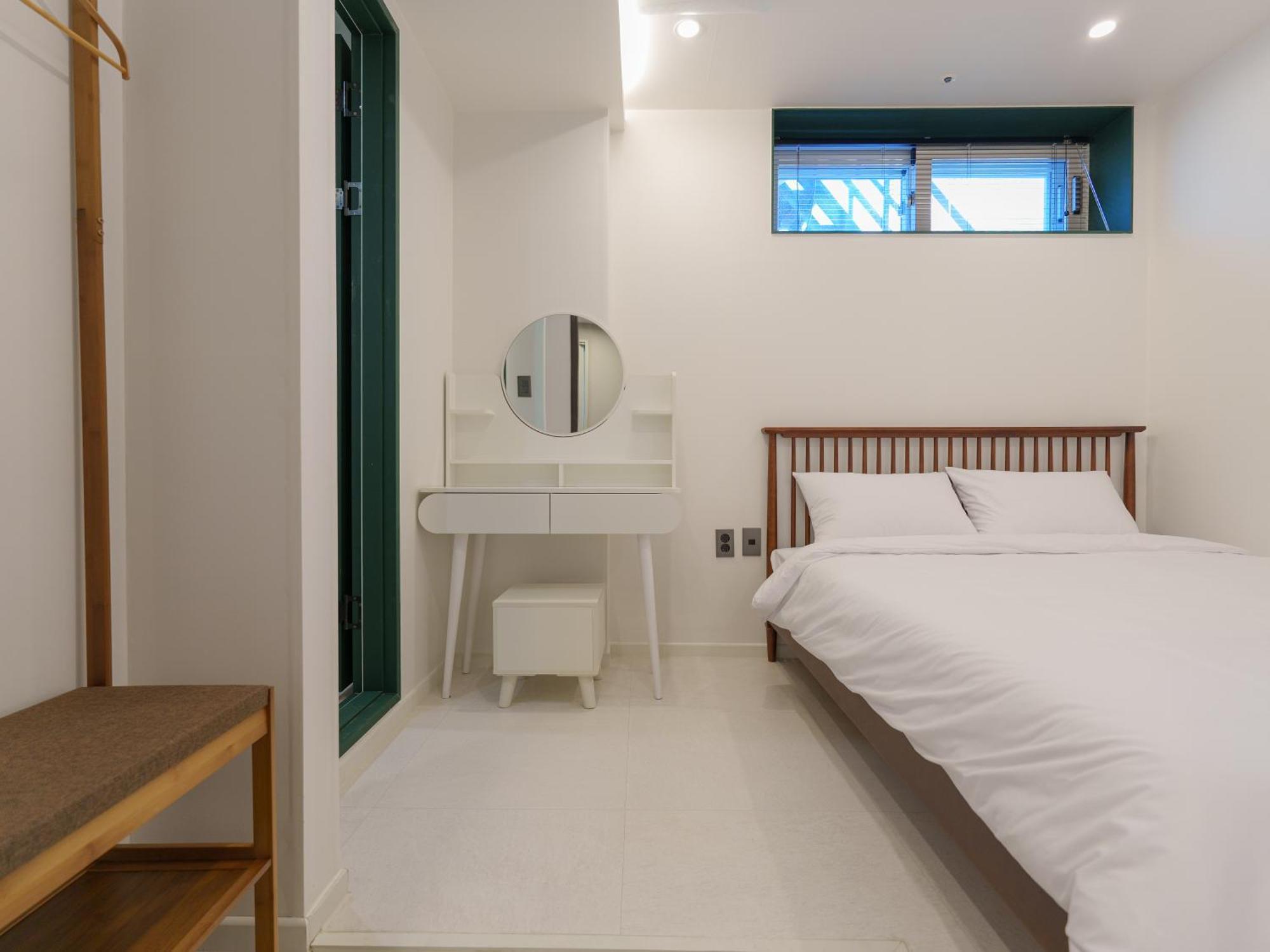 Hostel Honesty Station Seoul